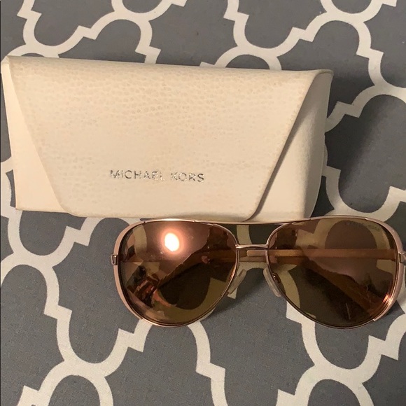 Michael Kors Accessories - Michael kors sunglasses with case